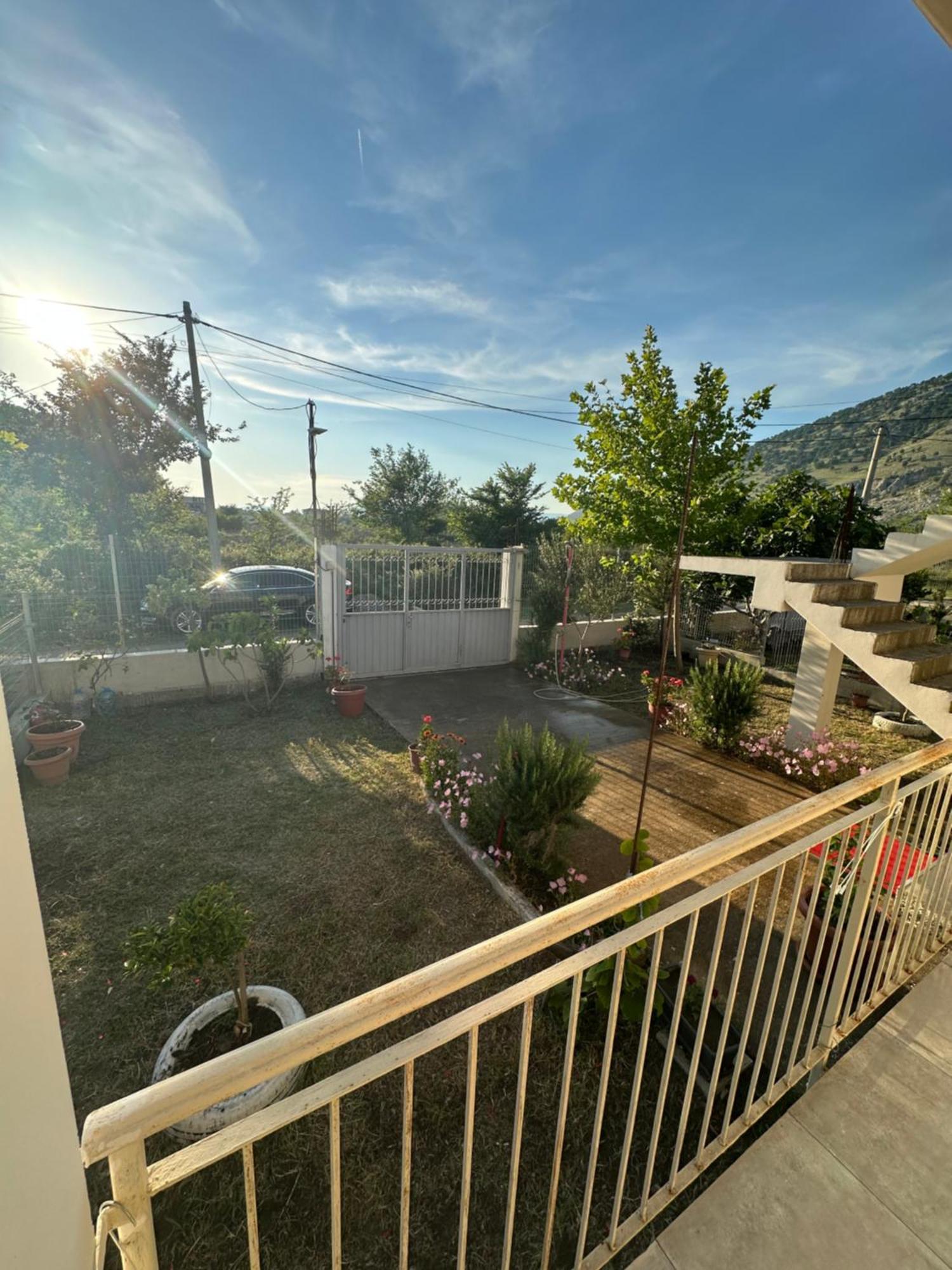 Villa Rei Baks-Rrjoll Exterior foto